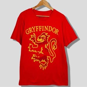 Harry Potter Gryffindor Red Graphic Crewneck Short Sleeve T Shirt